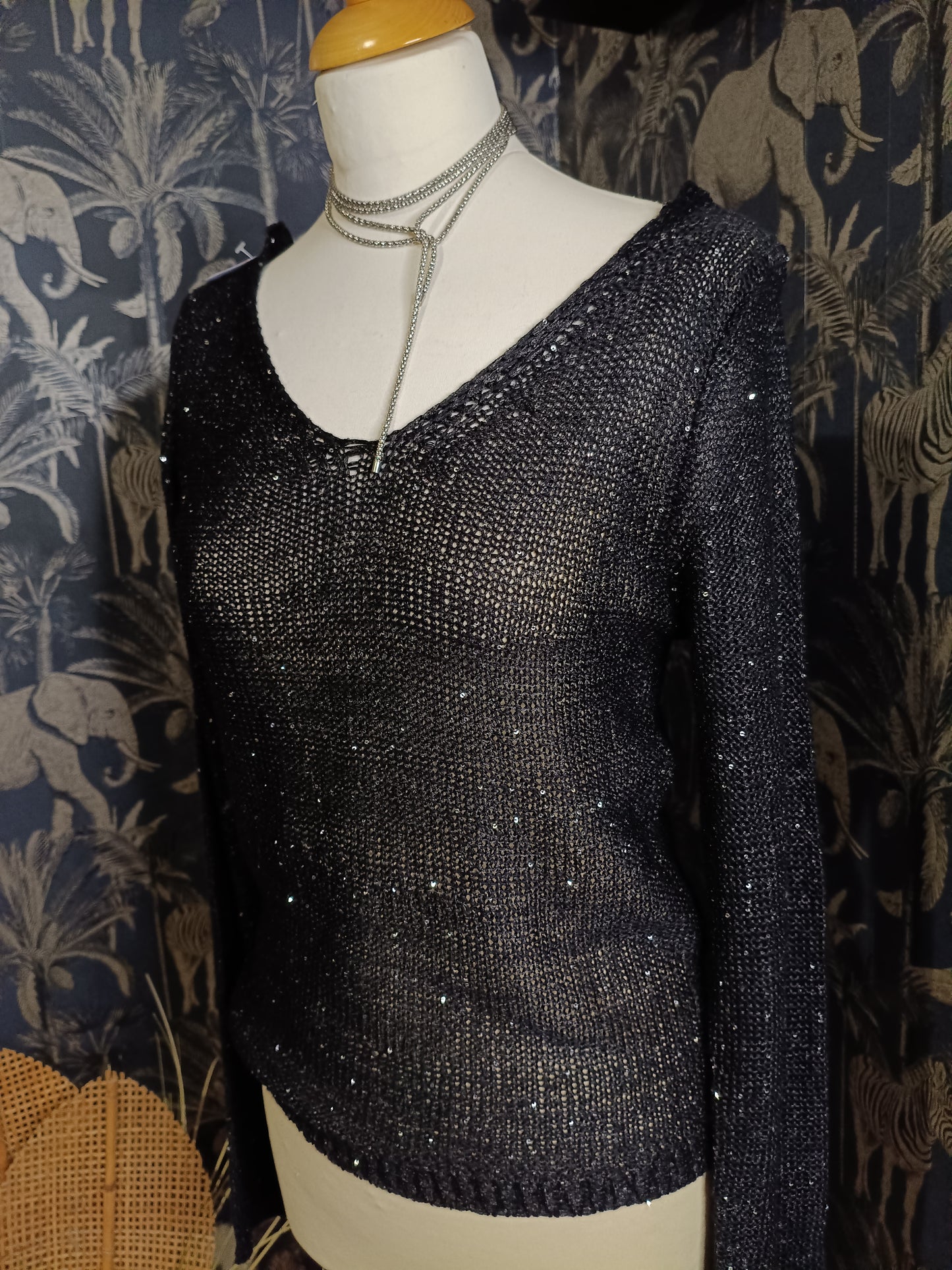 Pull sequins