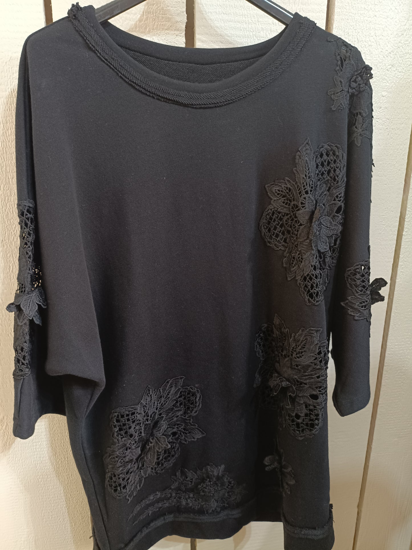 Sweat broderie